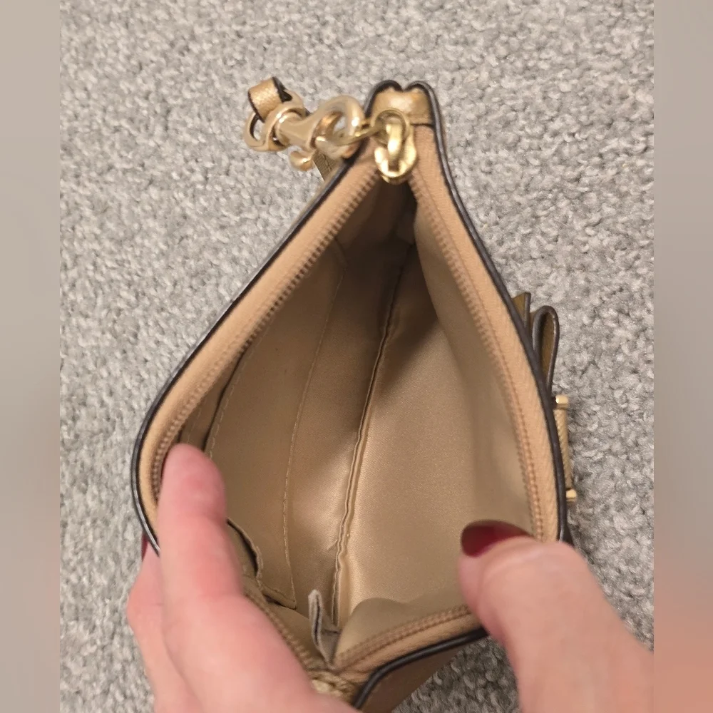 Coach Gold Saffiano Leather Wristlet Zipper Metallic Bow Party Vacation Festival